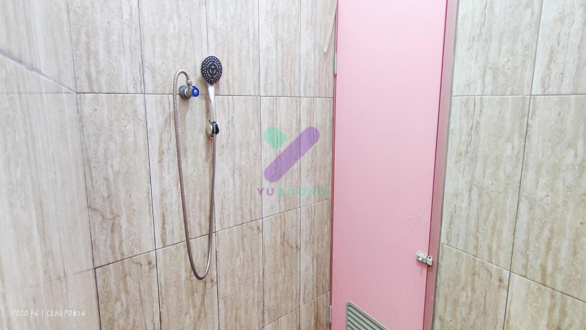 New Jasmine Guest House By Yurooms Blitar Exteriör bild