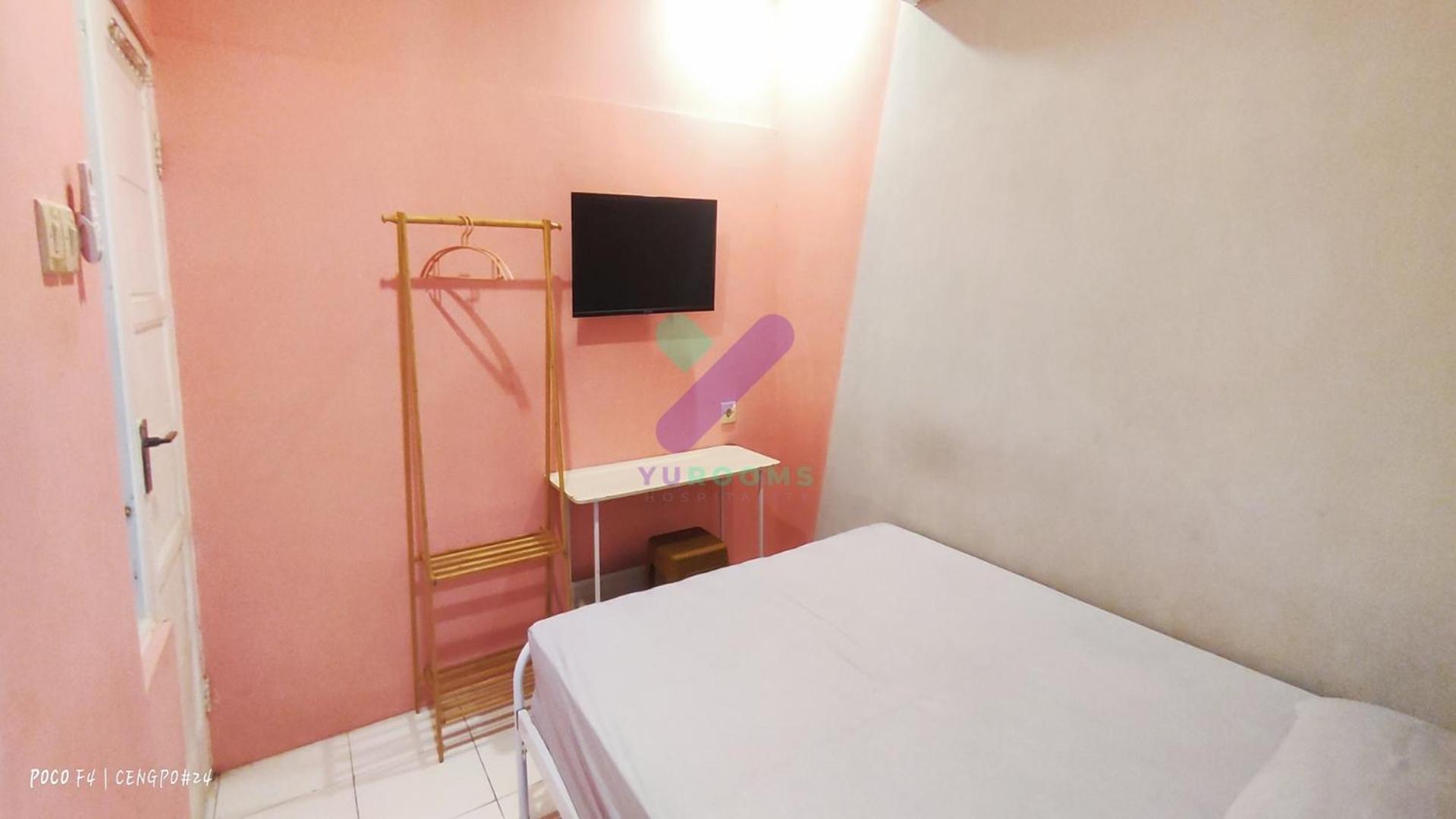 New Jasmine Guest House By Yurooms Blitar Exteriör bild