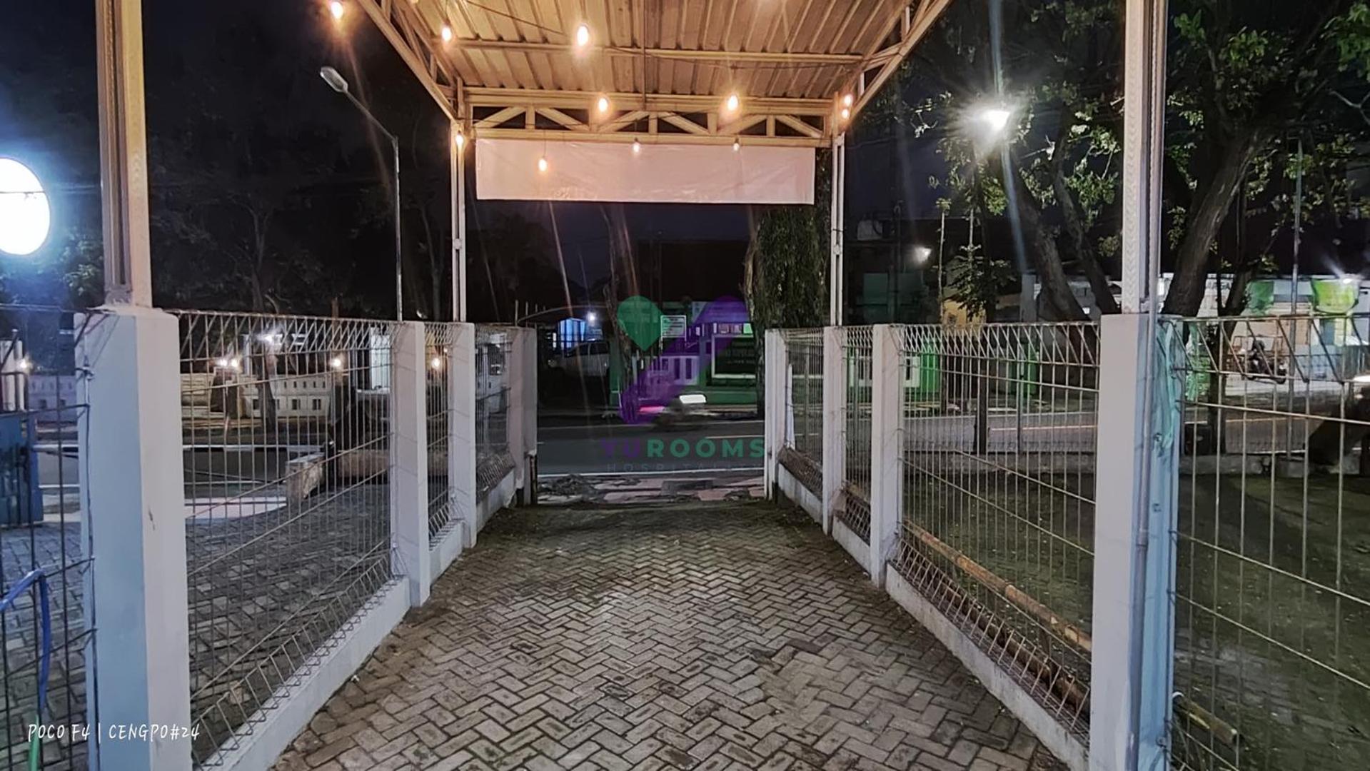 New Jasmine Guest House By Yurooms Blitar Exteriör bild